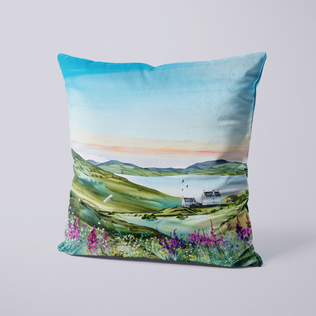 CUSHION Highlands Cottage CP-399